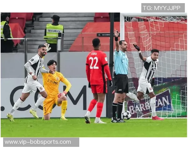 海港亚冠苦战一年未尝胜绩连续10场比赛仅收获2平8负的惨淡战绩