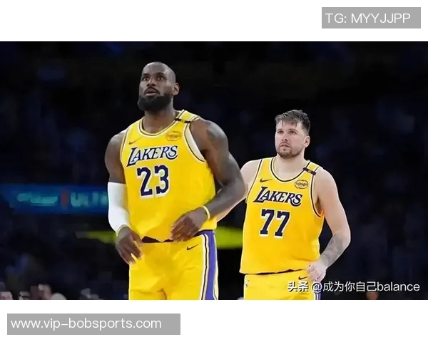 东契奇盛赞詹姆斯重振比赛风采其高效表现令人叹服无所不能